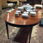 136 4199 DINING TABLE